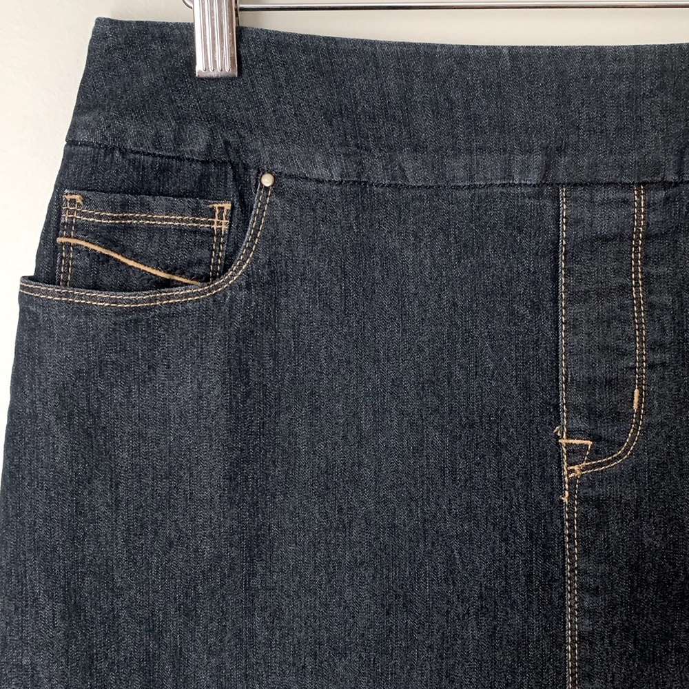 Reitmans size 9 jean skort - Picture 4 of 12